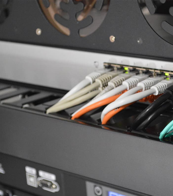 NVR (Network Video Recorder)