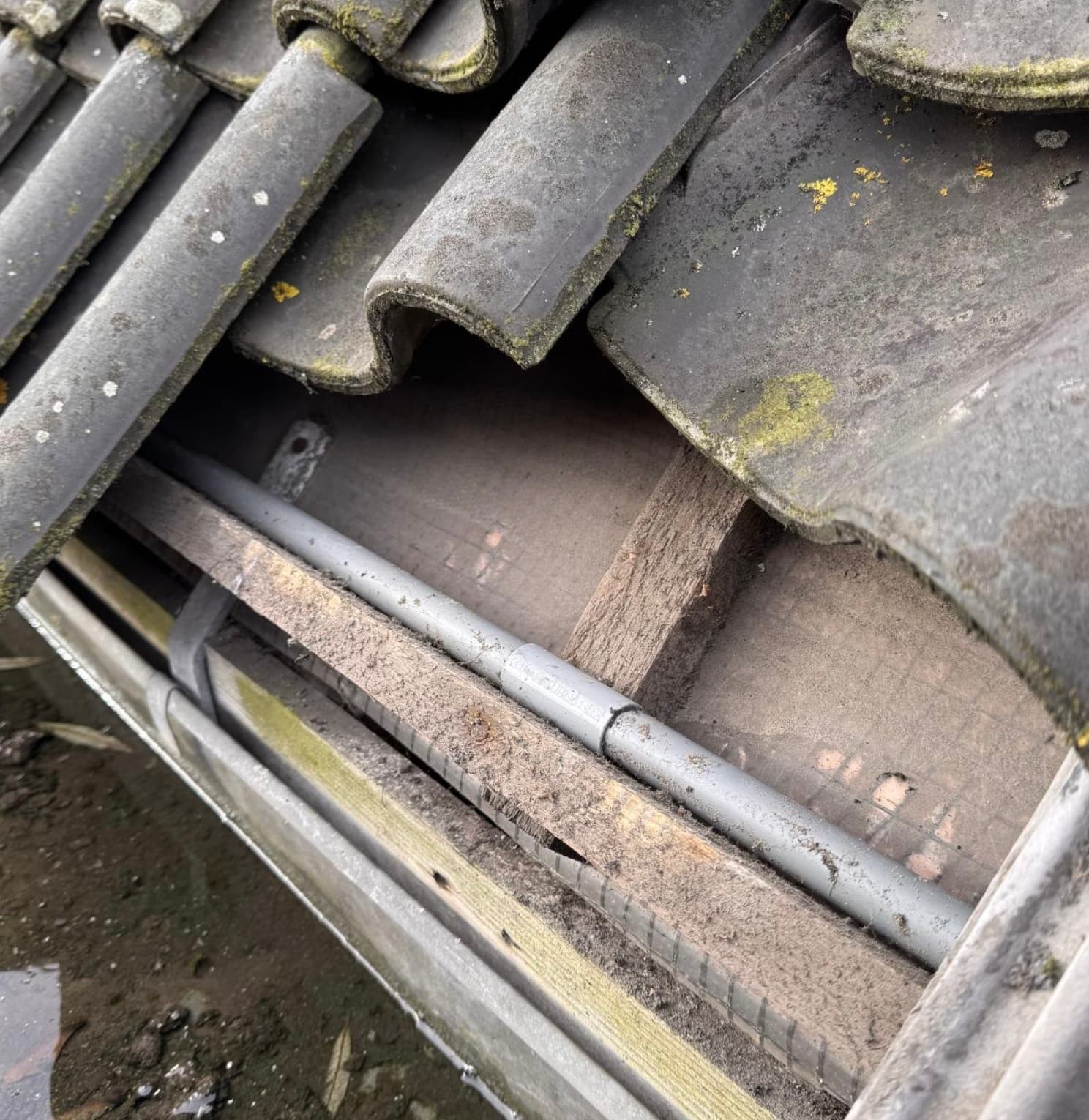 Woning in Stompetoren, gevelmontage