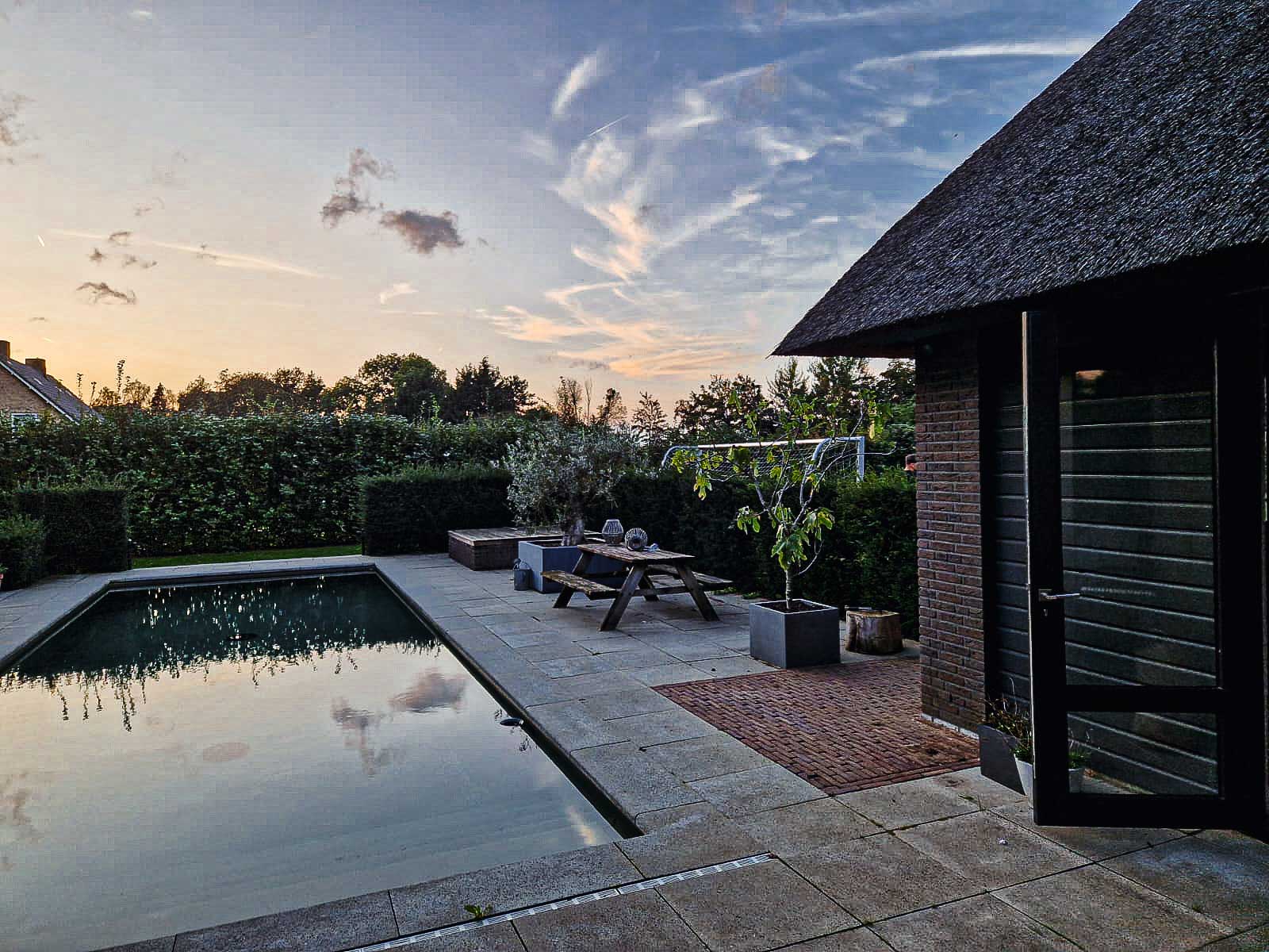 4K bewakingscamera op de gevel van de vrijstaande woning