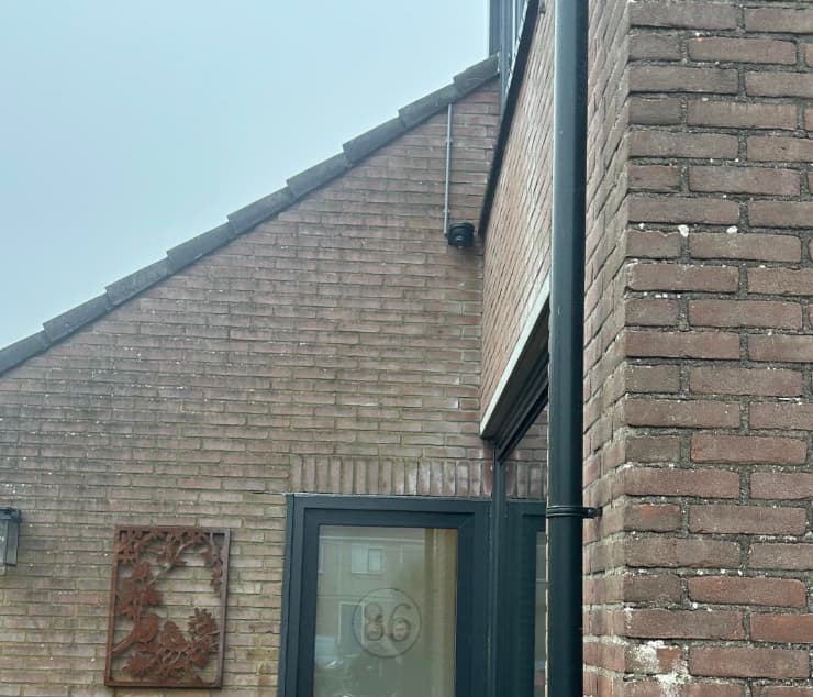 Woning in Wervershoof voorzien van camerabeveiliging met kleurnachtzicht